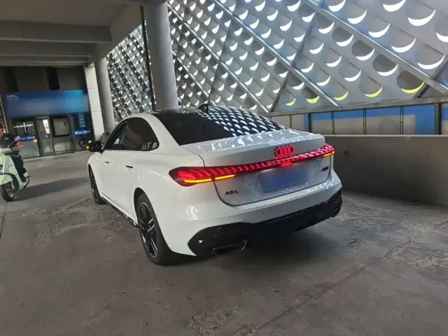 Audi A5L — Фото автомобиля 4
