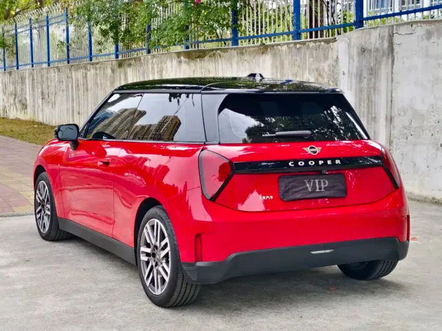 MINI Cooper — Фото автомобиля 6