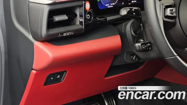 Porsche Macan Electric — Фото автомобиля 29