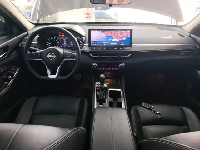Nissan Teana — Фото автомобиля 9