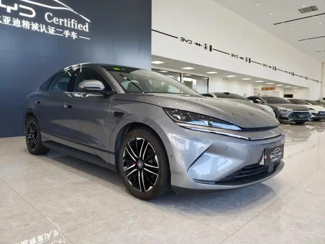 BYD Qin L — Фото автомобиля 3