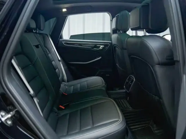 Porsche Macan — Фото автомобиля 14