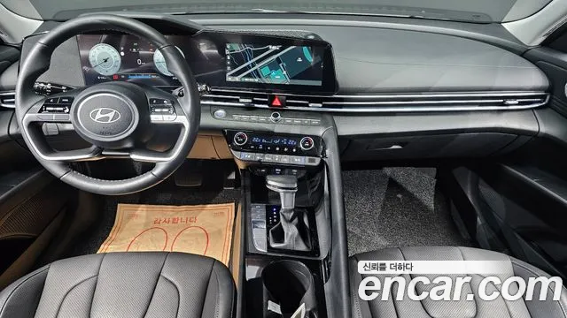 Hyundai Avante CN7 — Фото автомобиля 10