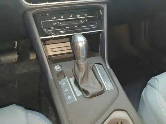 Volkswagen Tharu — Фото автомобиля 13