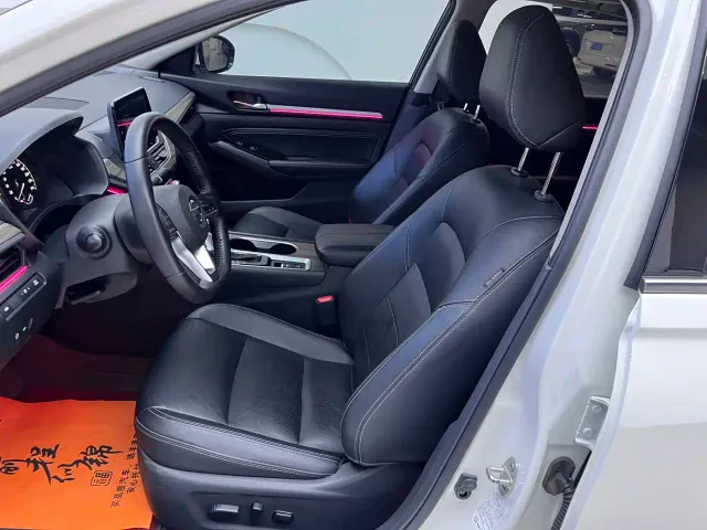 Nissan Teana — Фото автомобиля 6