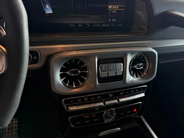 Mercedes-Benz G-Class — Фото автомобиля 4