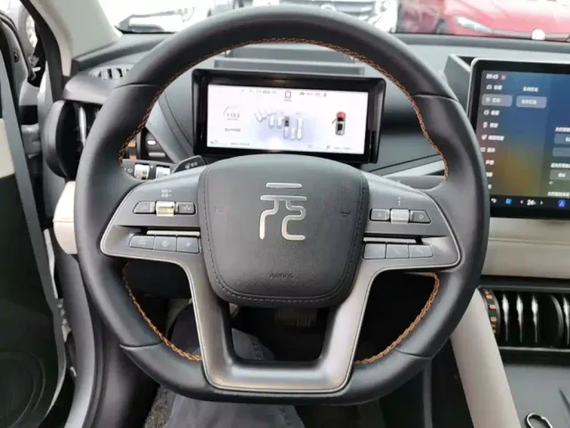 BYD Yuan PLUS — Фото автомобиля 10
