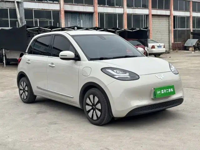 Wuling Bingo — Фото автомобиля 3