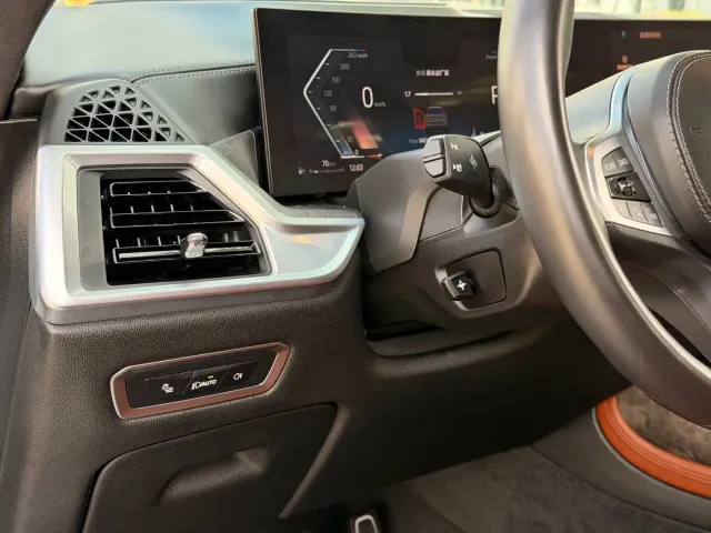 BMW X7 — Фото автомобиля 25