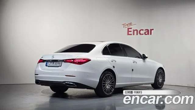 Mercedes-Benz C-Class — Фото автомобиля 2