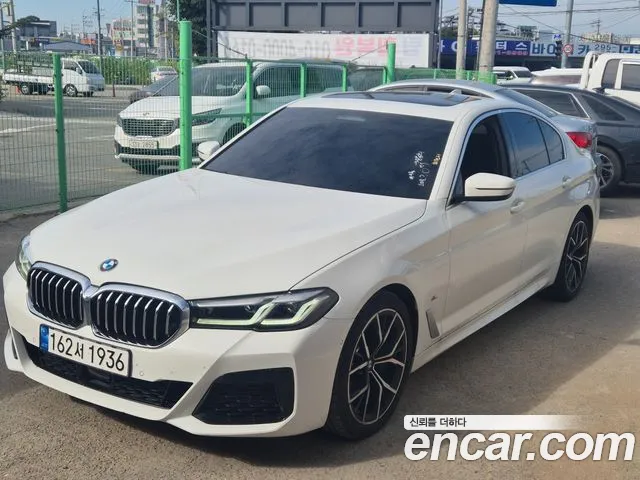 BMW 5 Series G30 — Фото автомобиля 2