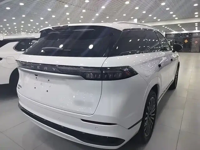 Chery Tiggo 9 C-DM — Фото автомобиля 6