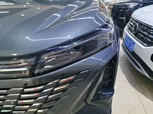 Changan CS75 Plus — Фото автомобиля 23