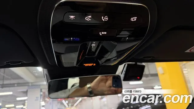Mercedes-Benz E-Class — Фото автомобиля 16