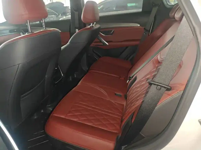 Jetour X70 Plus — Фото автомобиля 16