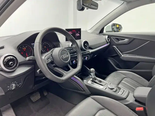 Audi Q2L — Фото автомобиля 14