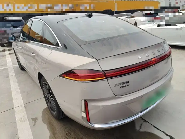 Roewe M7 DMH — Фото автомобиля 4