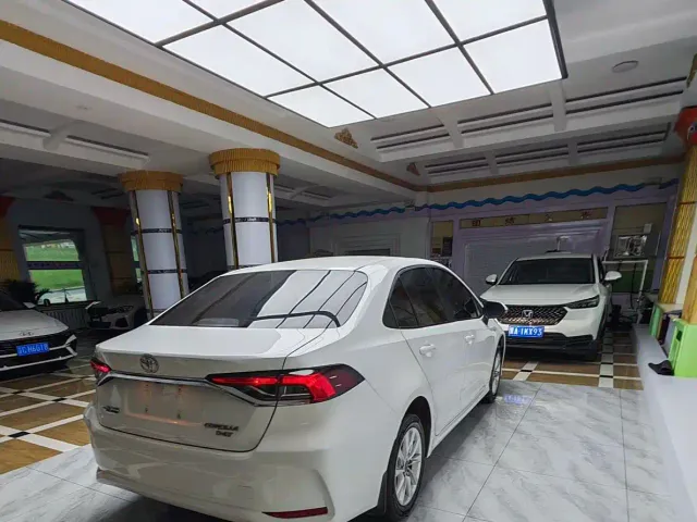 Toyota Corolla — Фото автомобиля 8
