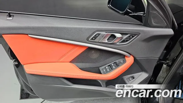 BMW 1 Series F40 — Фото автомобиля 24