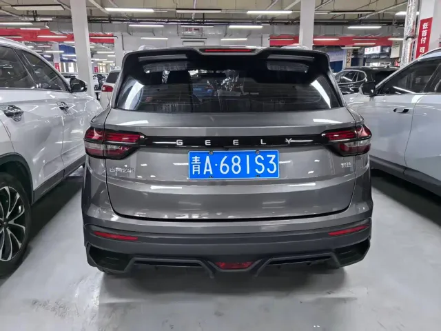 Geely Binyue — Фото автомобиля 17