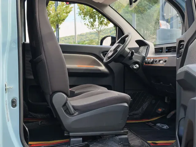 Wuling Hongguang Mini EV — Фото автомобиля 16