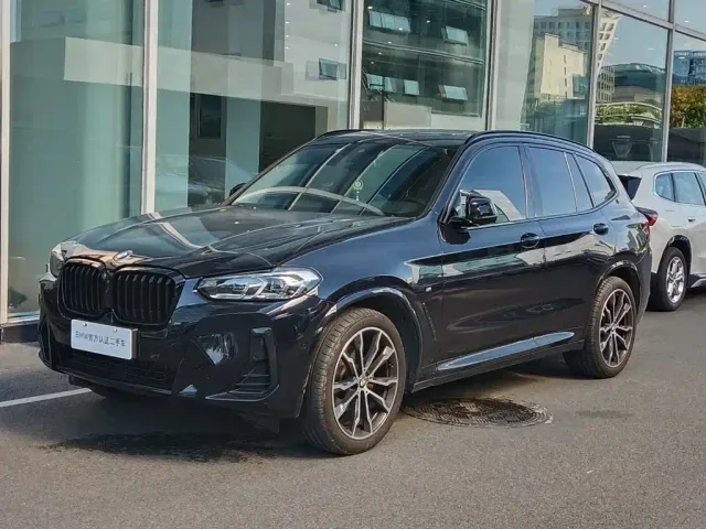 Фотография автомобиля — BMW X3