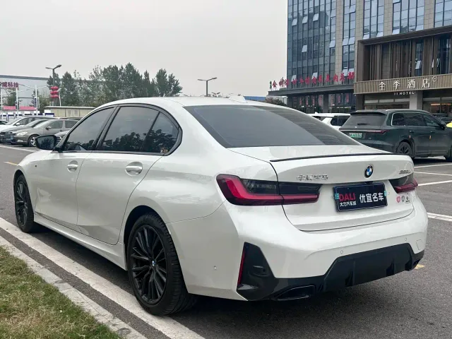 BMW 3 Series — Фото автомобиля 16