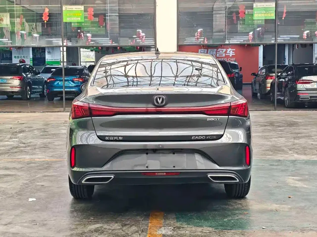 Changan Eado — Фото автомобиля 16