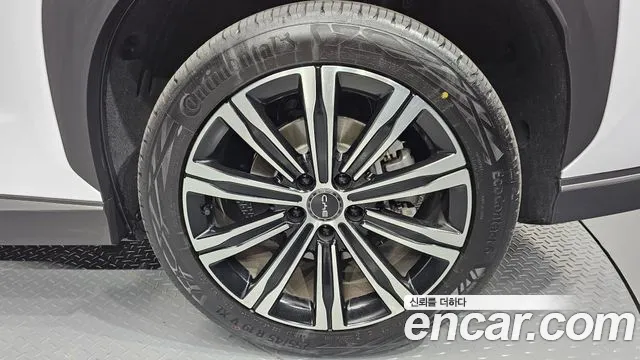 BYD Sealion 7 — Фото автомобиля 6