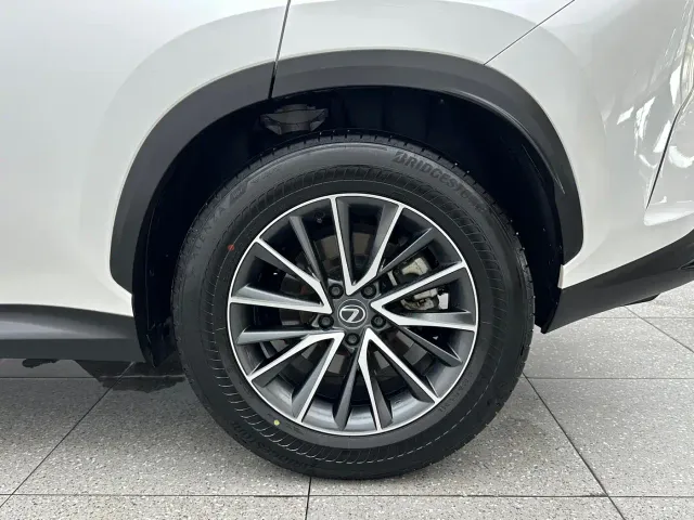 Lexus NX — Фото автомобиля 16