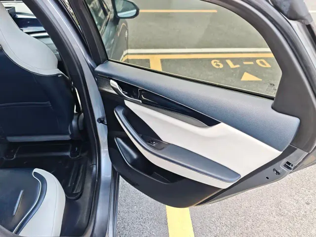 BYD Qin PLUS — Фото автомобиля 18