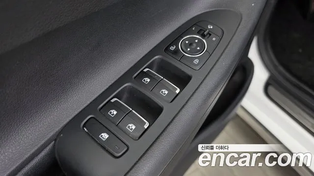 Hyundai Grandeur New — Фото автомобиля 30