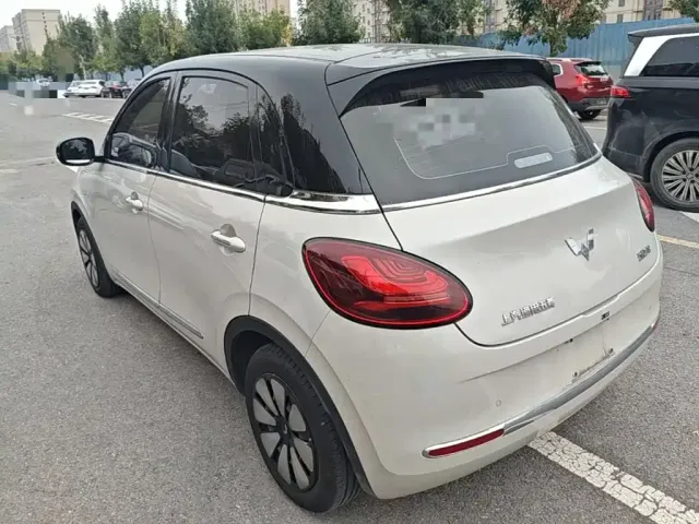 Wuling Bingo — Фото автомобиля 4