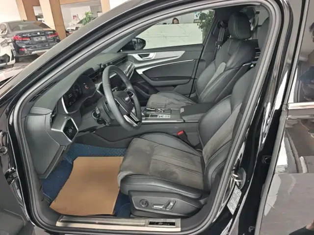 Audi A6L — Фото автомобиля 14