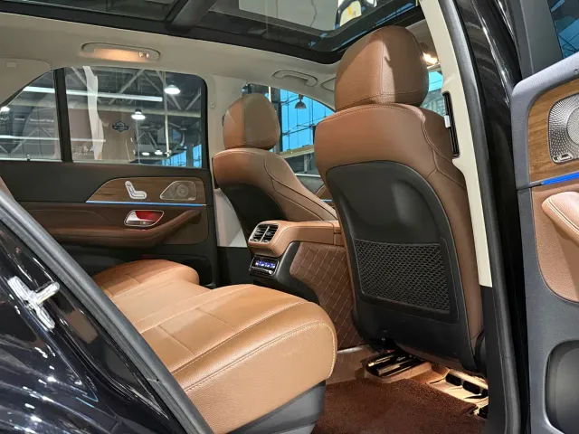 Mercedes-Benz GLE-Class — Фото автомобиля 14