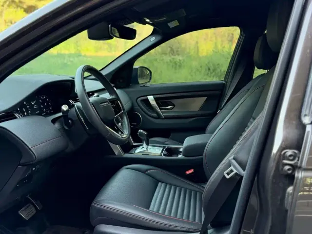 Land Rover Discovery Sport — Фото автомобиля 4