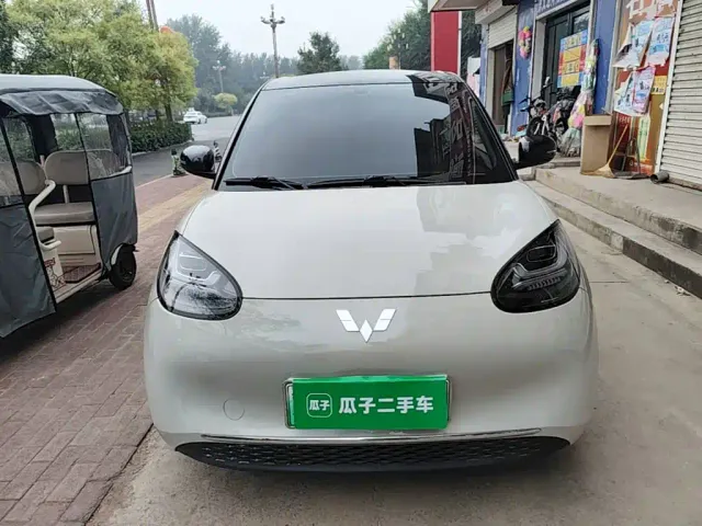Wuling Bingo — Фото автомобиля 2