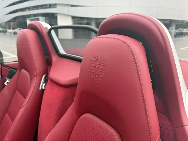 Porsche 718 — Фото автомобиля 15