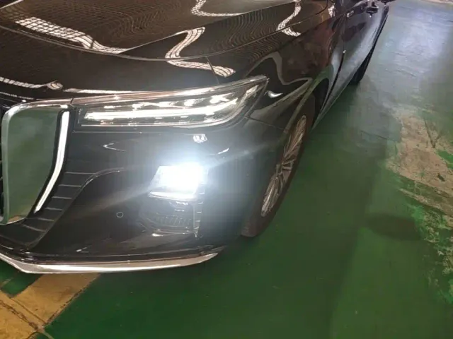 Hongqi H5 — Фото автомобиля 23