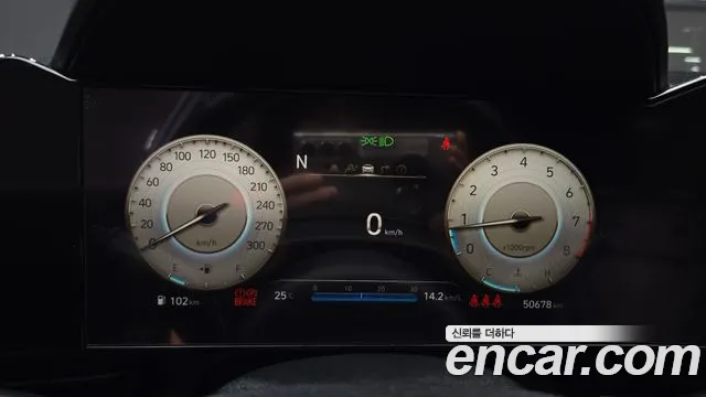 Hyundai Avante CN7 — Фото автомобиля 11