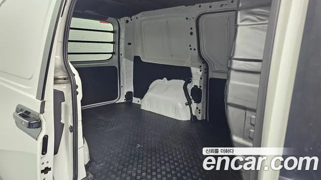 Hyundai Staria Staria Карго 3 места — Фото автомобиля 12