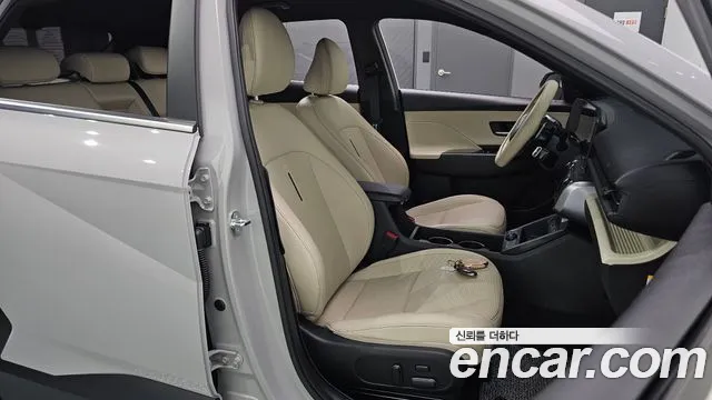 Hyundai Kona SX2 — Фото автомобиля 16