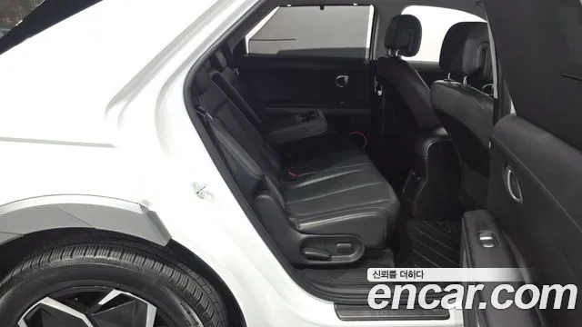 Hyundai Ioniq 5 — Фото автомобиля 17