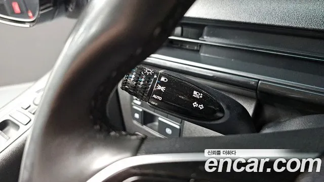 Hyundai Staria Staria 4WD Tourer 11 мест — Фото автомобиля 17