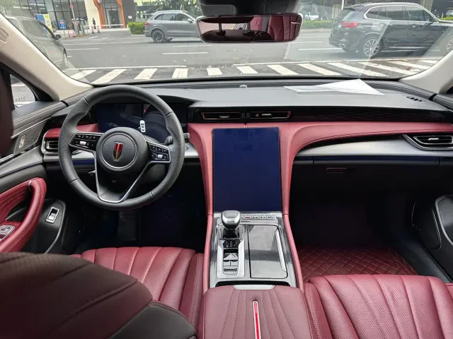 Hongqi H5 — Фото автомобиля 4