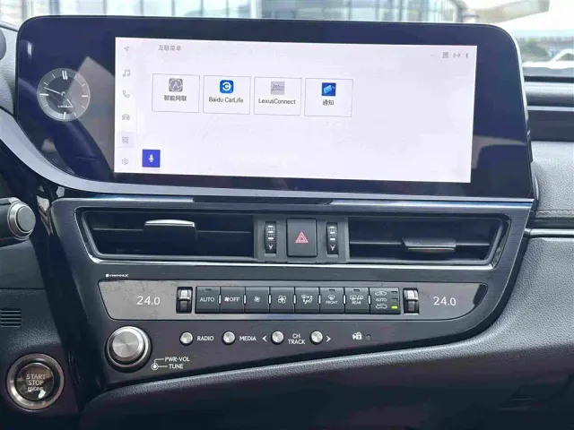 Lexus ES — Фото автомобиля 17