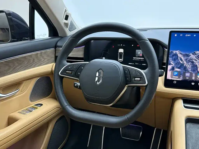 Aito M5 — Фото автомобиля 21
