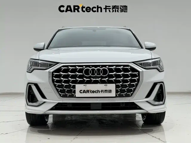 Audi Q3 — Фото автомобиля 3