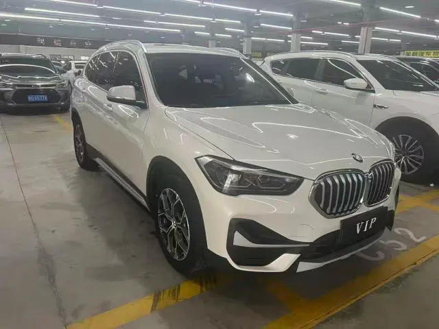 BMW X1 — Фото автомобиля 3
