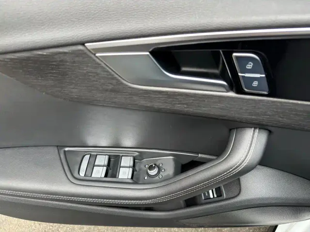 Audi Audi A4L 2024 40 TFSI Luxury Dynamic — Фото автомобиля 11